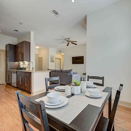 Cozy Apt Nrg Pool,Wi-Fi, Free Parking, Petsok! 휴스턴 외부 사진
