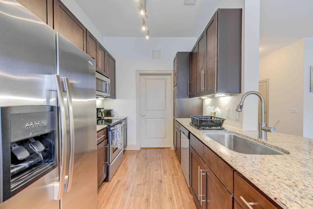 Cozy Apt Nrg Pool,Wi-Fi, Free Parking, Petsok! 휴스턴 외부 사진