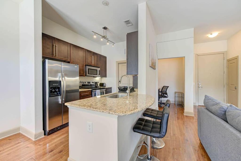 Cozy Apt Nrg Pool,Wi-Fi, Free Parking, Petsok! 휴스턴 외부 사진