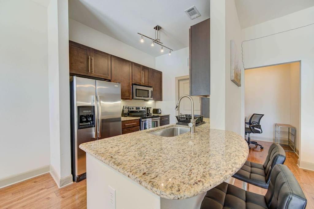 Cozy Apt Nrg Pool,Wi-Fi, Free Parking, Petsok! 휴스턴 외부 사진